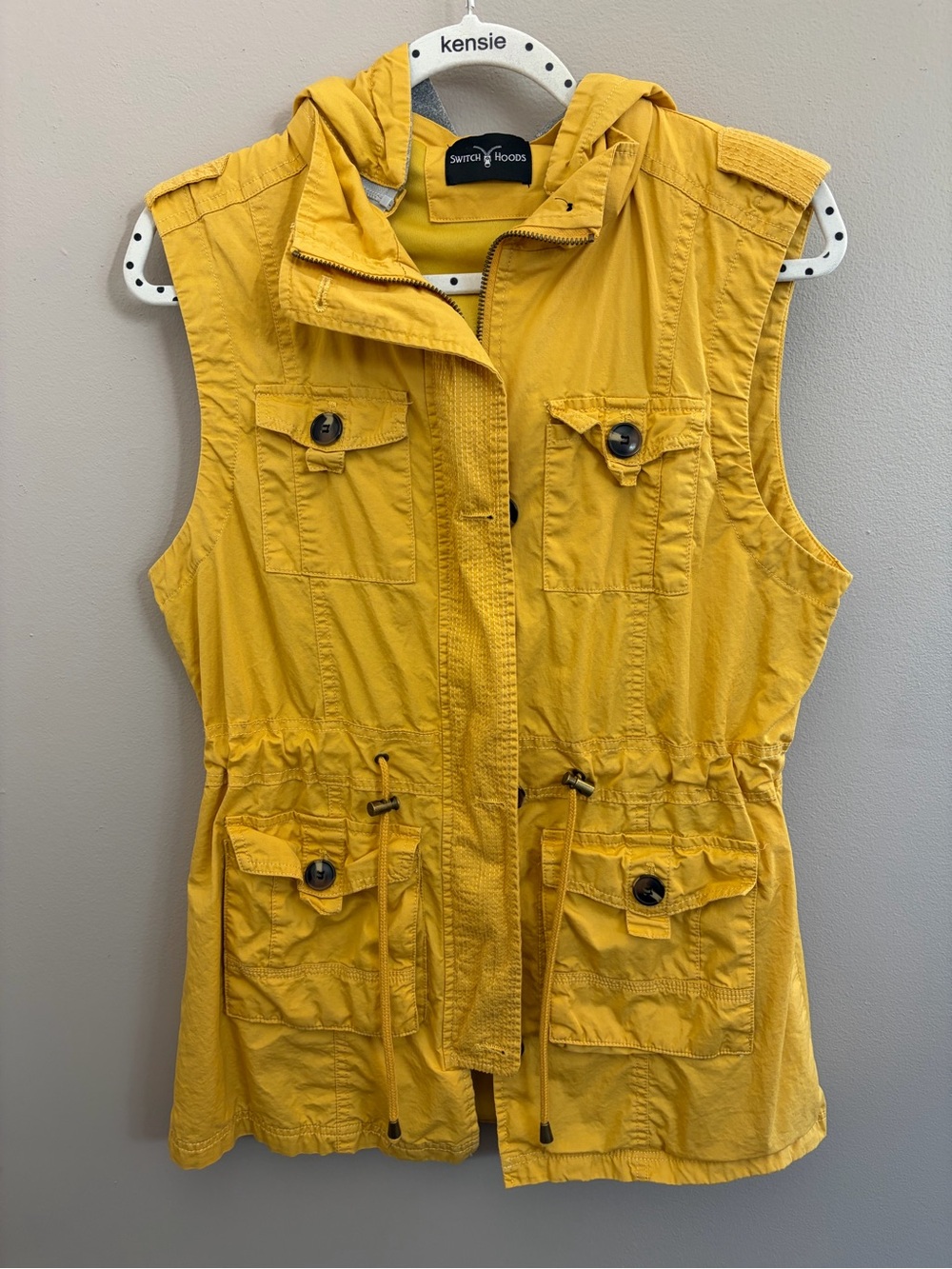 Switch Hoods Cargo Utility Vest Yellow/Mustard Zip and Button front pockets